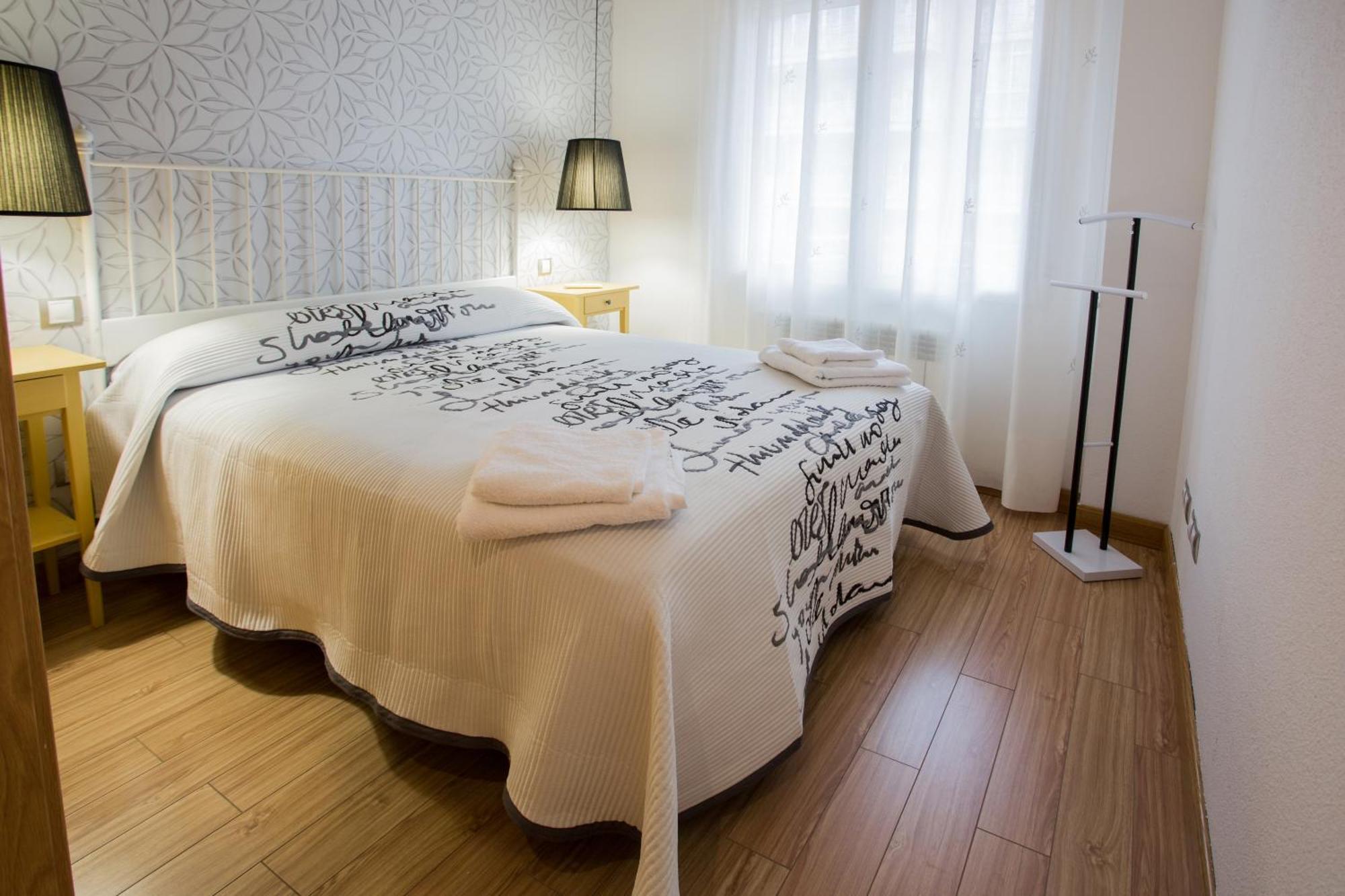 Apartamentos Abula อาบีลา ภายนอก รูปภาพ